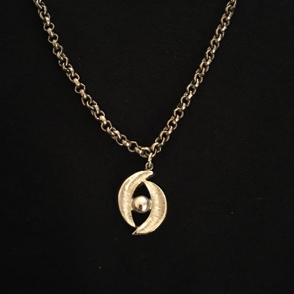 Vintage Silver Tone Jewelry Pendant Necklace